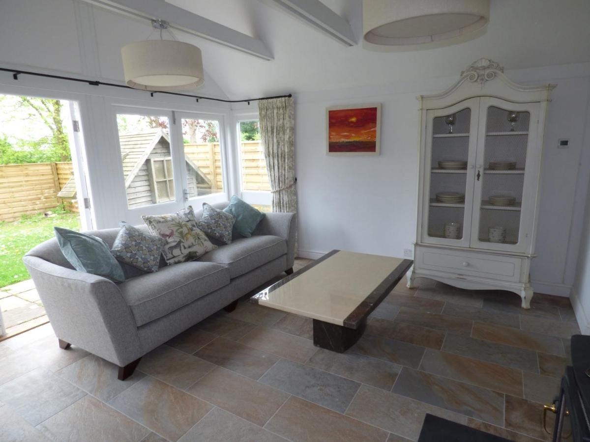 Pebworth Cottage Экстерьер фото